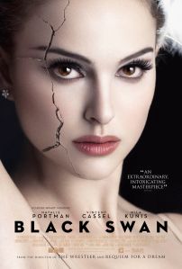 Afiche de black Swan con el rostro roto